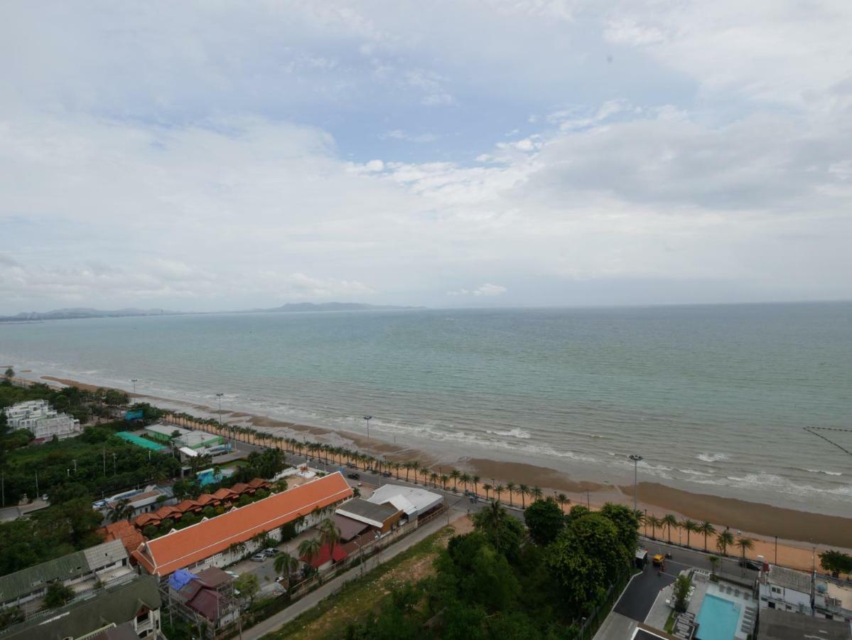 Aeras - The Ultimate Beachfront Experience Jomtien Beach Exterior photo