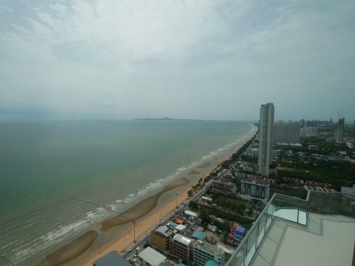 Aeras - The Ultimate Beachfront Experience Jomtien Beach Exterior photo